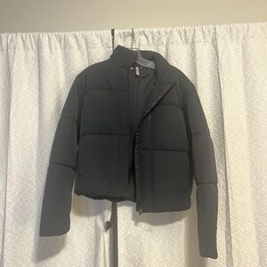 Travis Mathew Women's Black Puffer Jacket